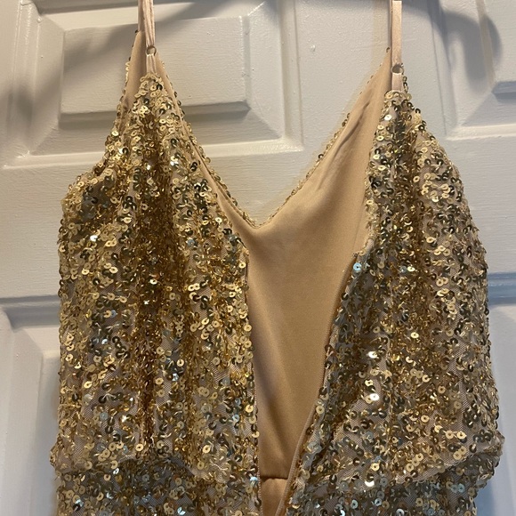 B.Darlin Metallic Gold Sequin Gown Size 5/6 - Picture 12 of 12